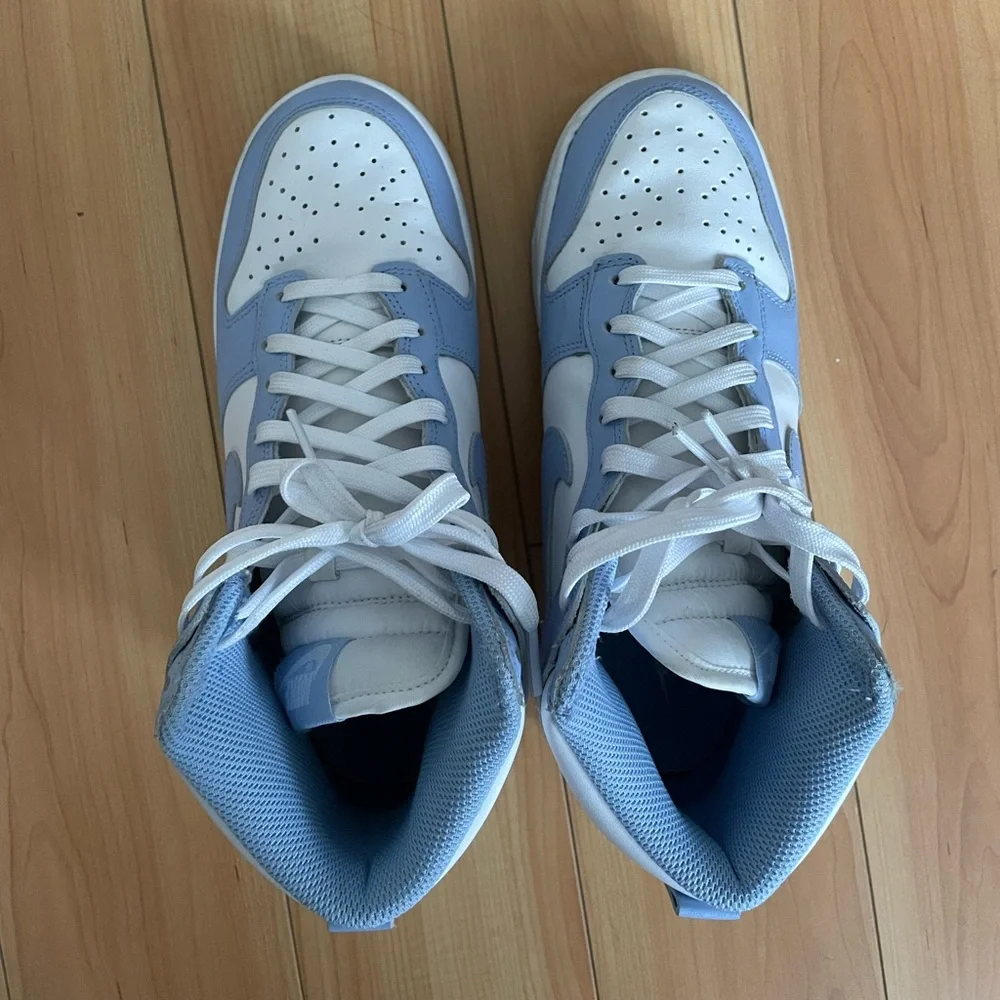 Dunks - Picture 4 of 5